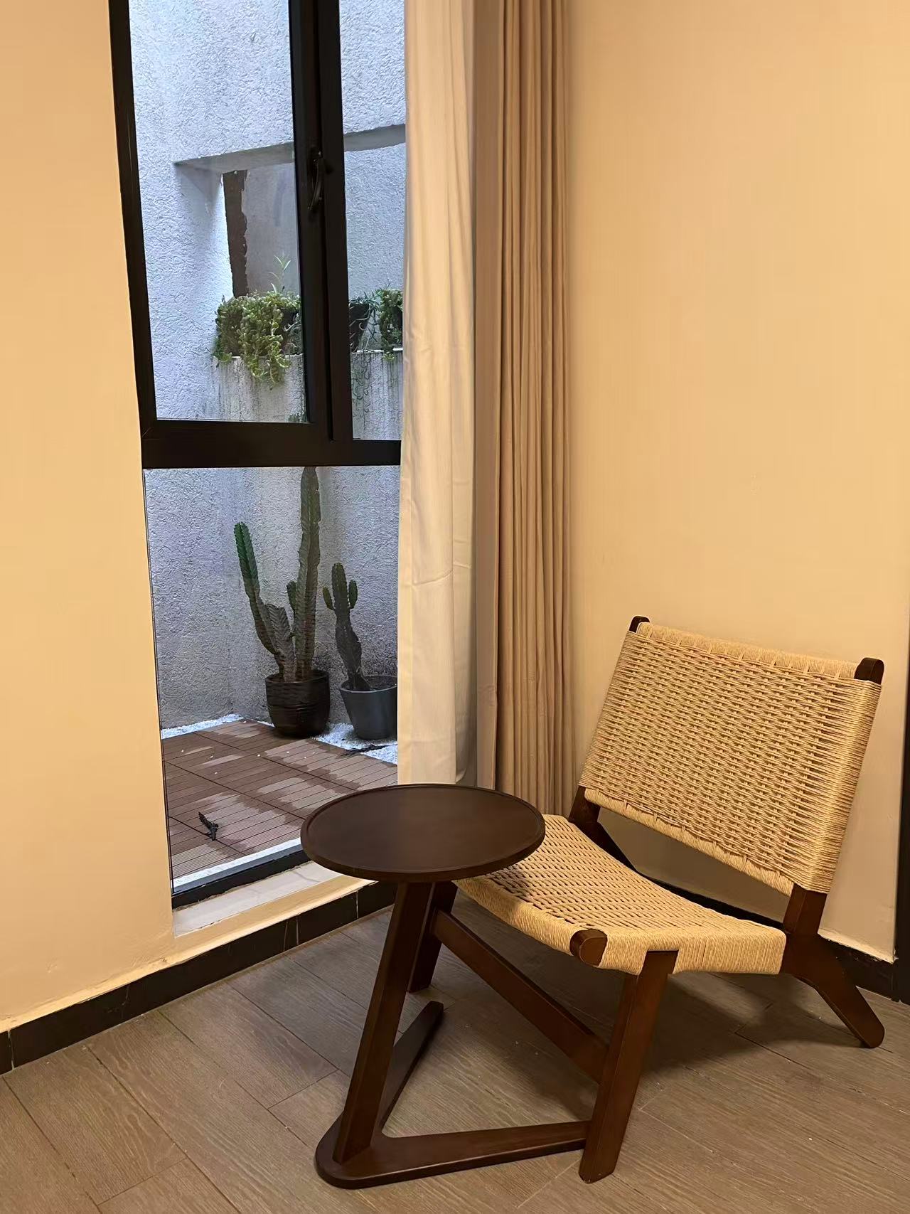 YEZA INN queen room